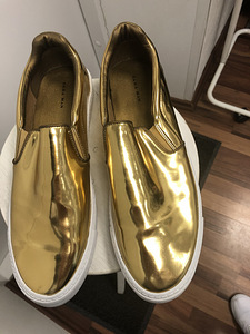 Слипоны Zara (2 фото из 4)