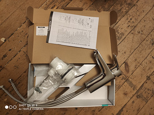 Смеситель hansgrohe (2 фото из 2)