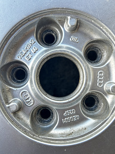 R17 225 55 AUDI 17’ Monoblock + Goodyear 9mm 225/55 (1 foto / 5)