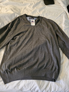 Kampsun Tommy Hilfiger