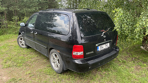 Kia Carnival 2.9 crd 136kw 2006 (3 foto / 8)
