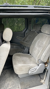 Kia Carnival 2.9 crd 136kw 2006 (7 foto / 8)