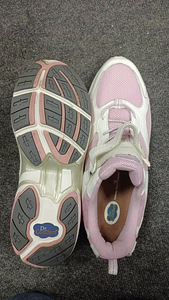 Naiste tossud "Nike" suurus 42. Nahast. (4 foto / 5)