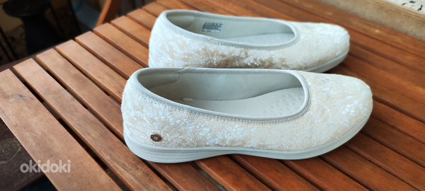 Новые женские туфли SKECHERS AIR COOLED. (фото #1)