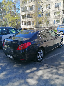 Продажа автомобиля (5 фото из 8)