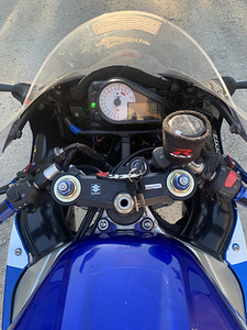 Suzuki GSX-750R (6 foto / 8)