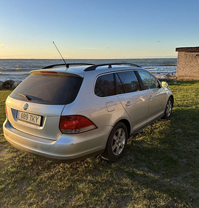Volkswagen Golf 1.9 R4 77kW (8 foto / 12)
