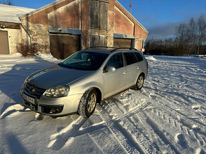Volkswagen Golf 1.9 R4 77kW (2 foto / 12)