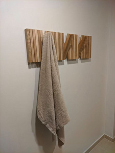 Деревянные вешалки для одежды
