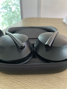 Bose 700 Black (1 фото из 3)