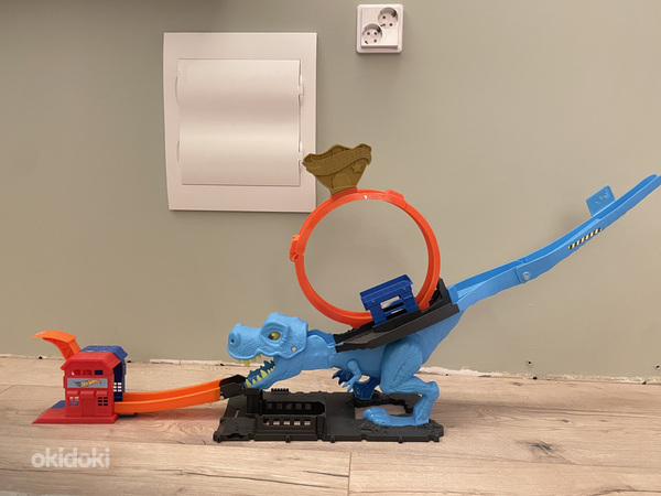 Автотрек HOTwheels