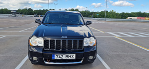 Jeep Grand Cherokee Limited (6 foto / 13)