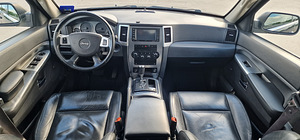 Jeep Grand Cherokee Limited (9 foto / 13)