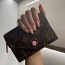 Красивый розовый кошелек LV (фото #1)