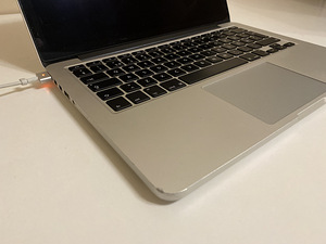 Apple MacBook Pro 13, Late 2013, i5, 500GB SSD, 8GB RAM (3 foto / 10)