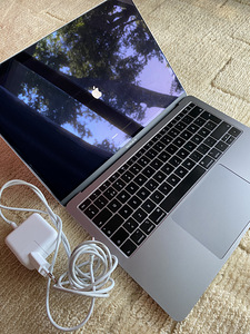 Apple MacBook Air Retina 13" 2019 i5/8GB RAM/128GB SSD MacOS (2 foto / 10)