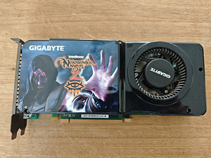 Gigabyte GeForce 9800 GTX GPU 512MB GDDR3 (1 foto / 4)