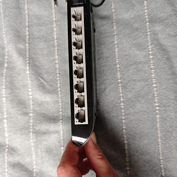 TP-Link TL-SG1008D (8-портовый гигабитный коммутатор / сетевой разветвитель)