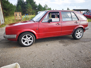Golf 2 MK2 1.6D (3 фото из 5)