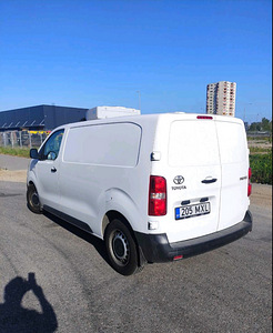 Toyota ProAce Bennett KÜLMIK 2.0 90kV (3 foto / 10)