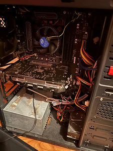 Arvuti komplekt PC+monitor 144hz+ microphone (1 foto / 3)