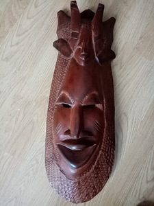 Aafrika mahagonist mask (1 foto / 2)