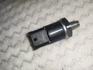 BMW e39 parkandur ja latirõhu andur m57 (1 foto / 4)