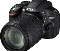 Nikon D3200 + 18-105mm