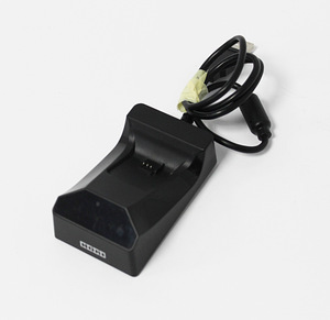 HORI Solo Charging Station for Xbox Series X|S (2 foto / 2)