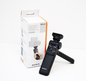 Sony Shooting Grip GP-VPT2BT (2 foto / 2)