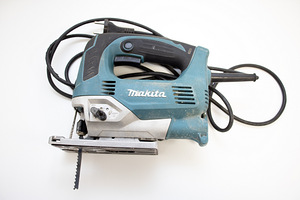 Makita JV0600 (2 foto / 2)