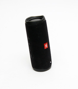 JBL Flip 5 (2 фото из 2)