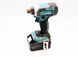 Makita DTD152 + 5.0Ah (2 foto / 2)