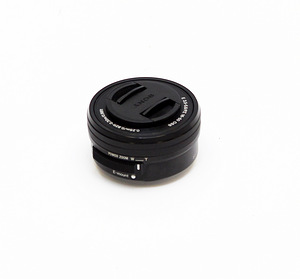 Sony SELP1650 E PZ 16-50mm F3.5-5.6 OSS (2 фото из 2)