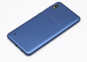 Samsung Galaxy A10 32GB (3 foto / 3)