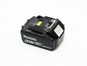 Makita 6.0Ah (2 foto / 2)