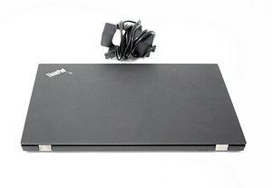 Lenovo Thinkpad T590 (3 foto / 3)