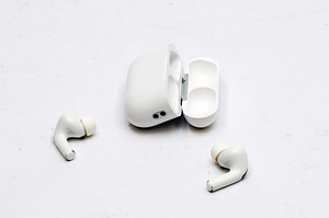 Airpods Pro 3 (2 foto / 2)