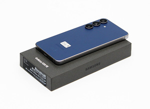 Samsung Galaxy S25 FE 128GB (3 foto / 3)