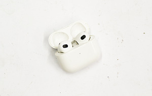 Airpods 3 (2 фото из 2)