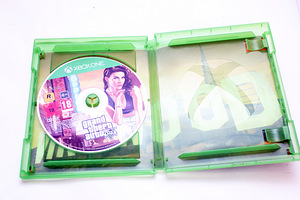 Xbox Gta 5 (2 фото из 2)