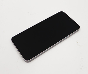 Samsung Galaxy S25 FE 128GB (2 foto / 3)