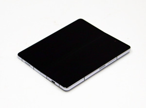 Samsung Galaxy Z Fold 5 256GB Varuosadeks (2 foto / 4)
