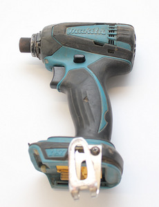 Makita DTD146 (2 foto / 2)