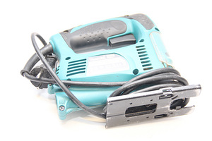 Makita 4327 (2 фото из 2)