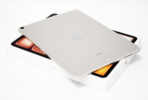 Apple iPad Air 13-inch (M2) Wi-Fi + Cellular 256GB (2 foto / 3)