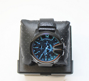 Diesel DZ4323 (2 фото из 2)