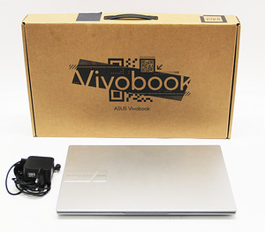 ASUS Vivobook 14 X1404VA (2 foto / 3)