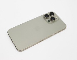 iPhone 15 Pro Max 256GB (3 foto / 3)