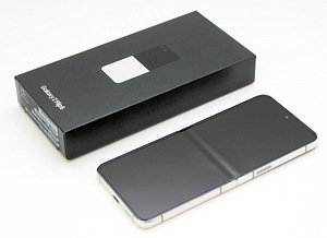 Samsung Galaxy Z Flip 5 256GB (2 фото из 3)